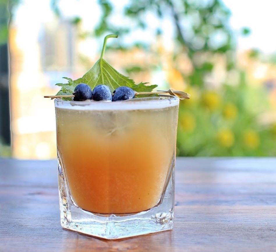 Leaf Bar  Lounge