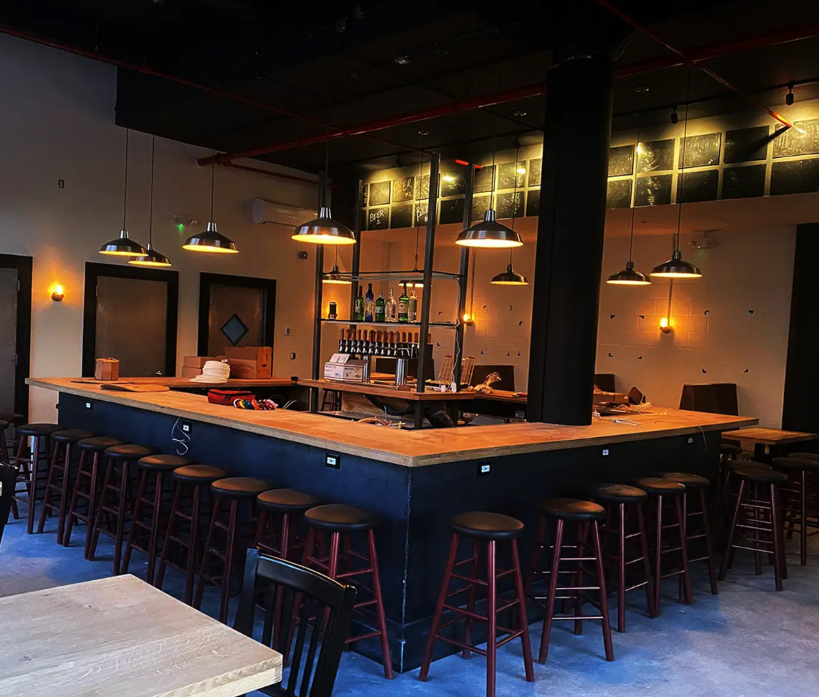 Photo 1 of 4: Evalyns Tap House
