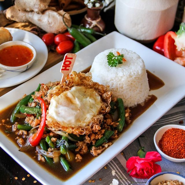 Photo 1 of 4: Thai Basil Kitchen 