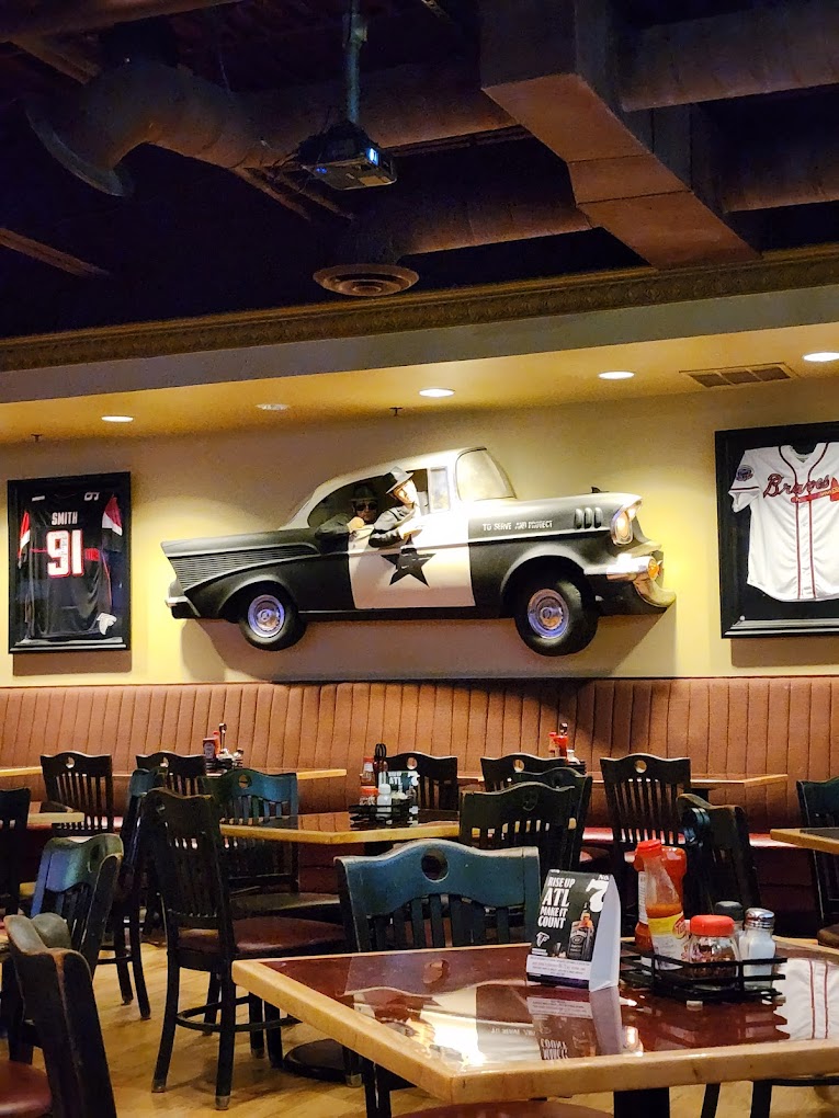 Pepperonis Tavern