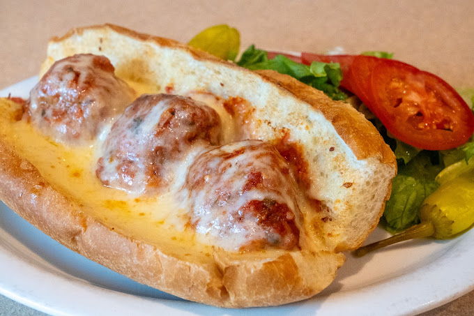 Nicolos Chicago Style Pizza