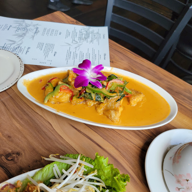Flamin Thai