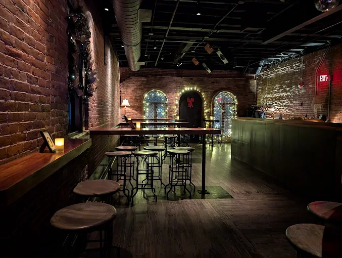 Photo 1 of 4: Brick  Mortar