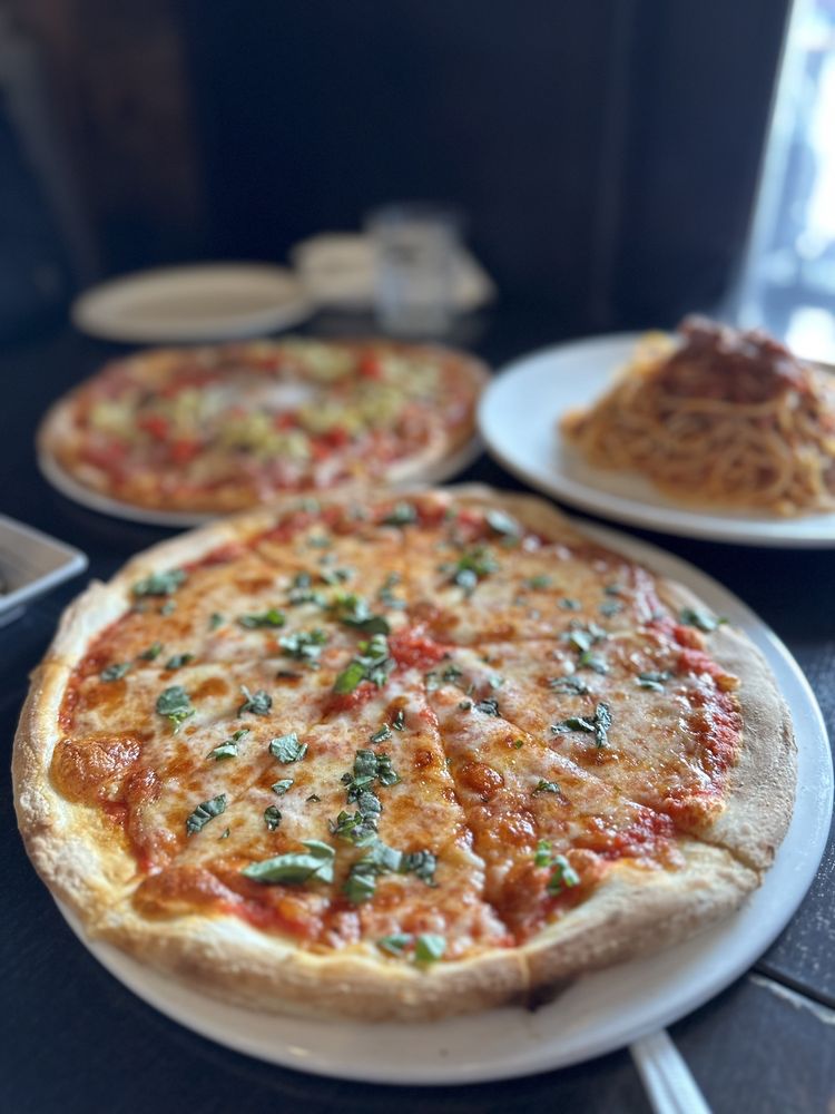 La Pizzeria